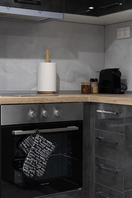 * Ck Modern Loft Near Seaside * Appartement Thessaloniki Buitenkant foto