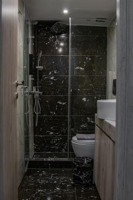 * Ck Modern Loft Near Seaside * Appartement Thessaloniki Buitenkant foto